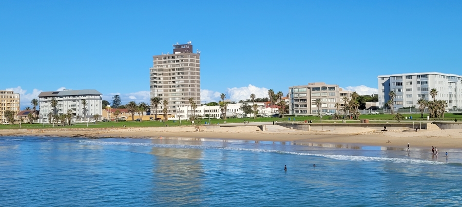 2 Bedroom Property for Sale in Summerstrand Eastern Cape